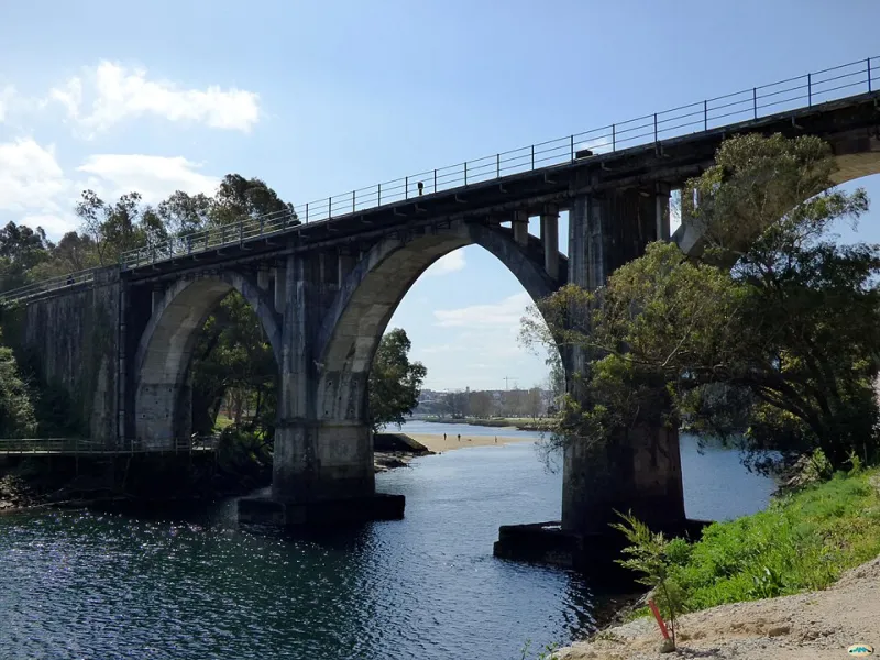 Built Wrong, Stood Longer: The Bridge That Embarrassed a Century of Engineering